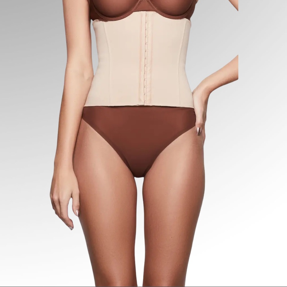 SKIMS Nude Waist Trainer Cincher Size X-Large NWOT